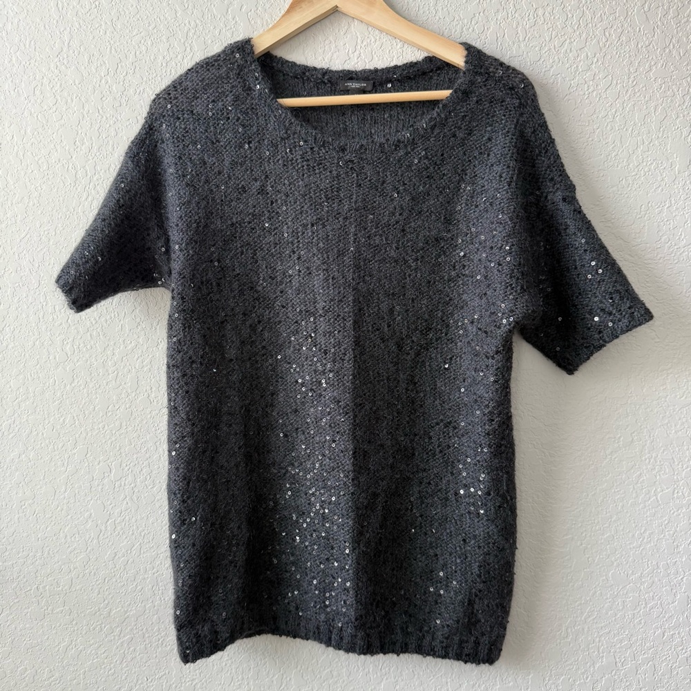 5/$25 Ann Taylor Gray Sequin Short Sleeve Mohair Blend‎ Sweater